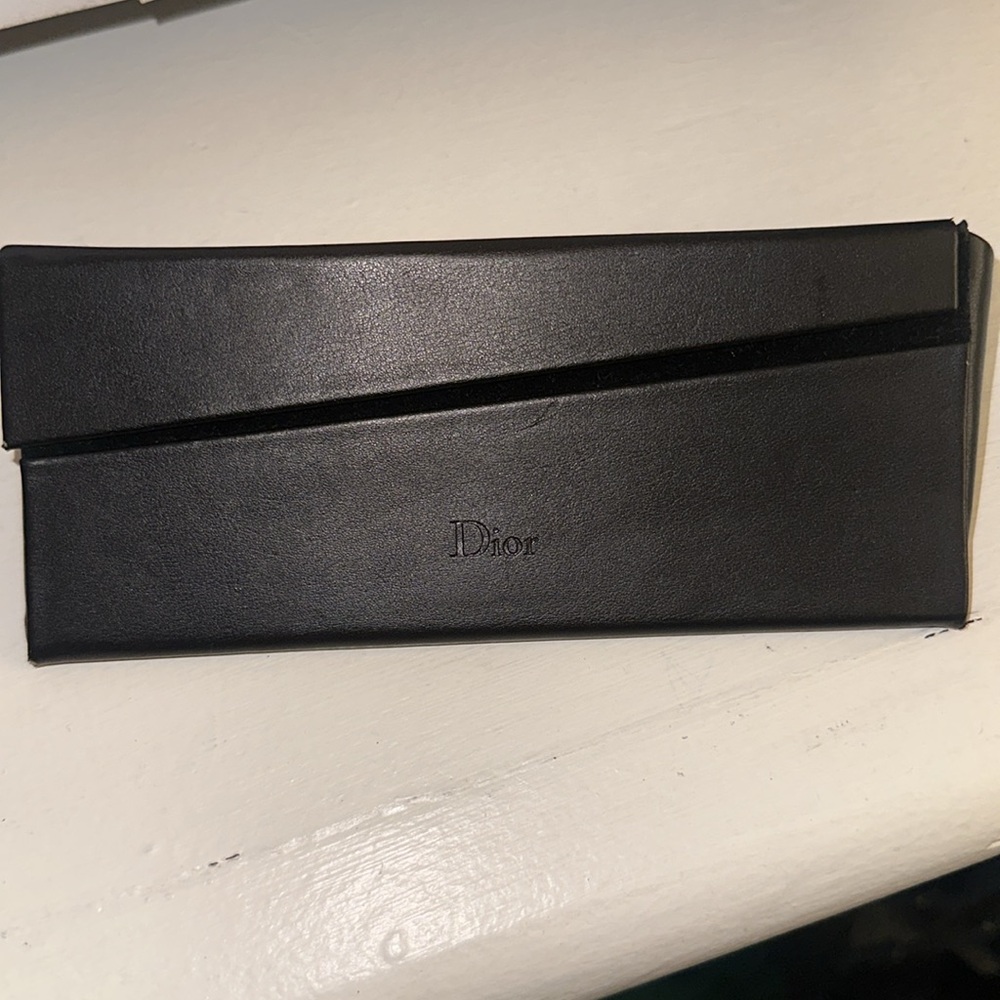 Women’s Dior So Real Silver sunglasses. Used once. New condition - Picture 7 of 8